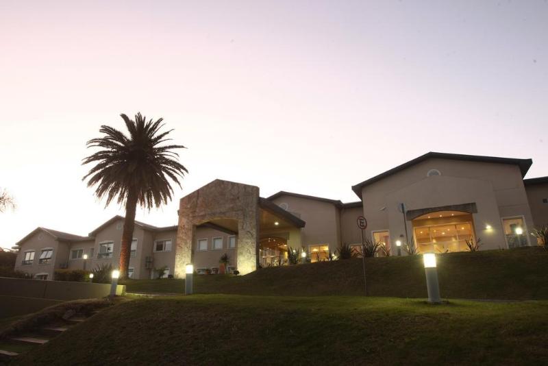 Howard Johnson Hotel Rio Ceballos (12)