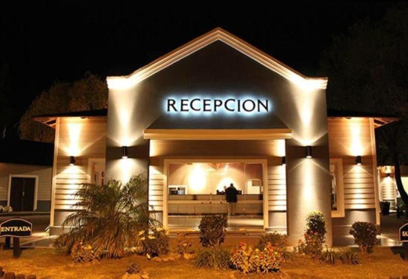 Howard Johnson Hotel & Marinas San Pedro Resort