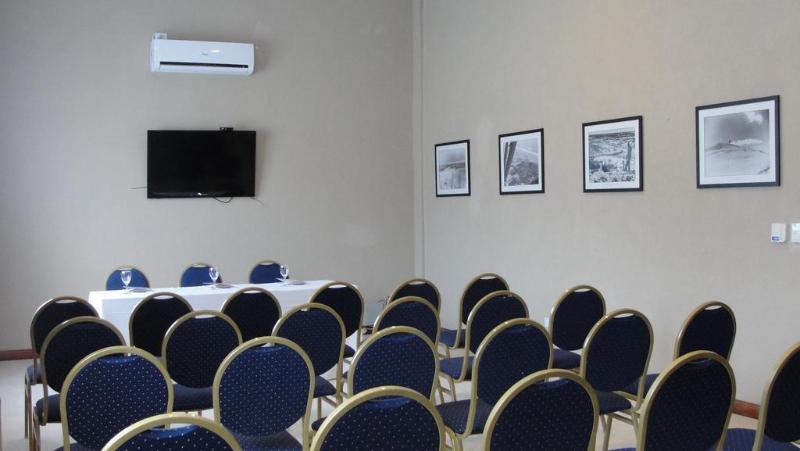 Howard Johnson Hotel and Convention Center Madaria (10)