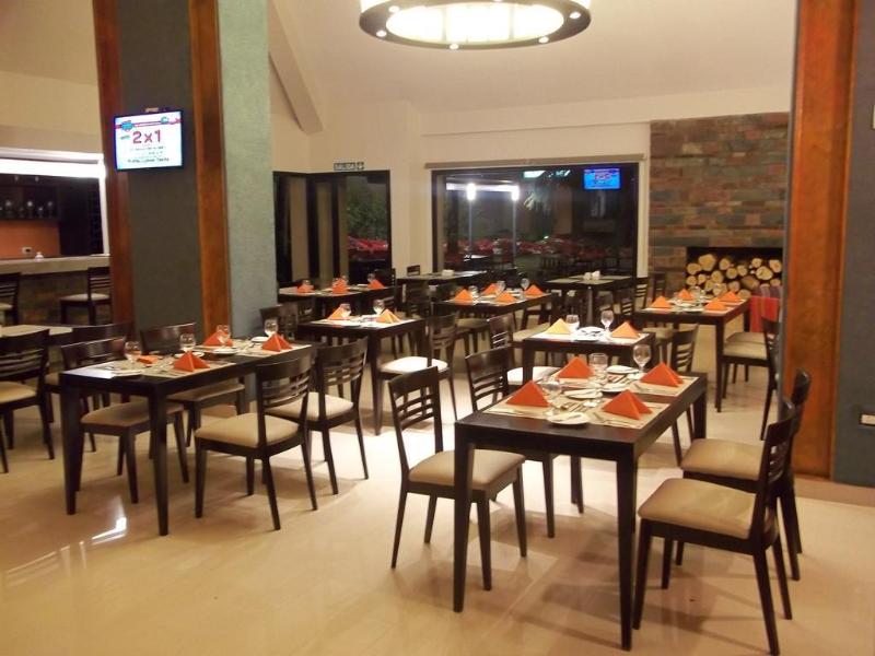 Howard Johnson Yerba Buena (2)