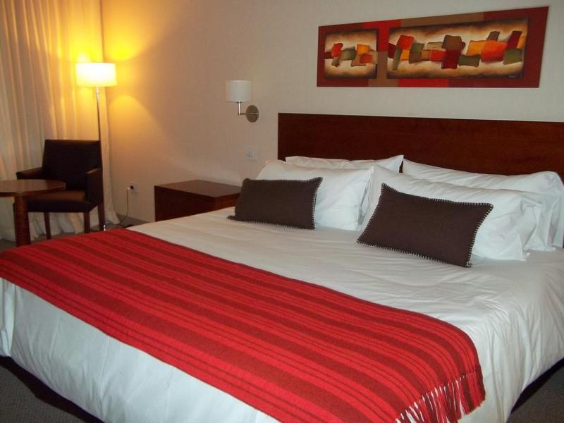 Howard Johnson Yerba Buena (4)