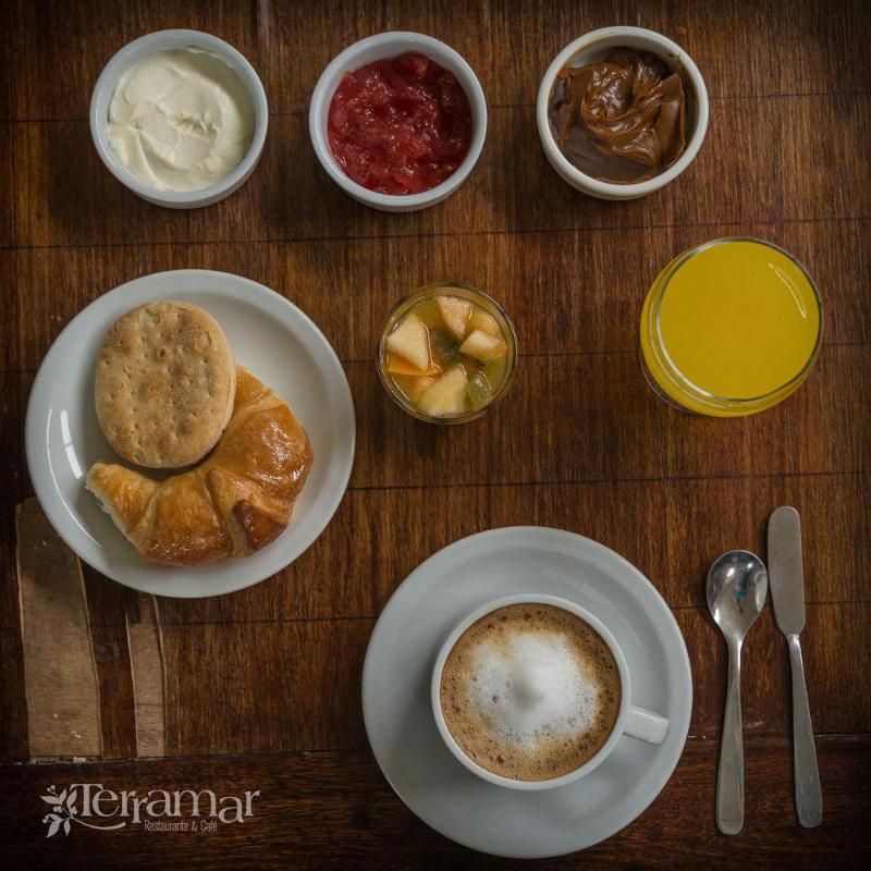 Howard Johnson Yerba Buena (11)