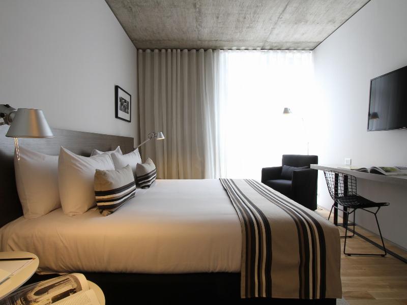 Anselmo Buenos Aires, Curio A Collection by Hilton (20)
