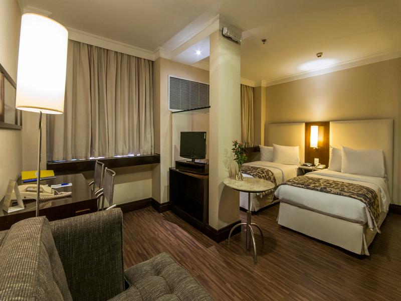 Transamerica Prime International Plaza (2)