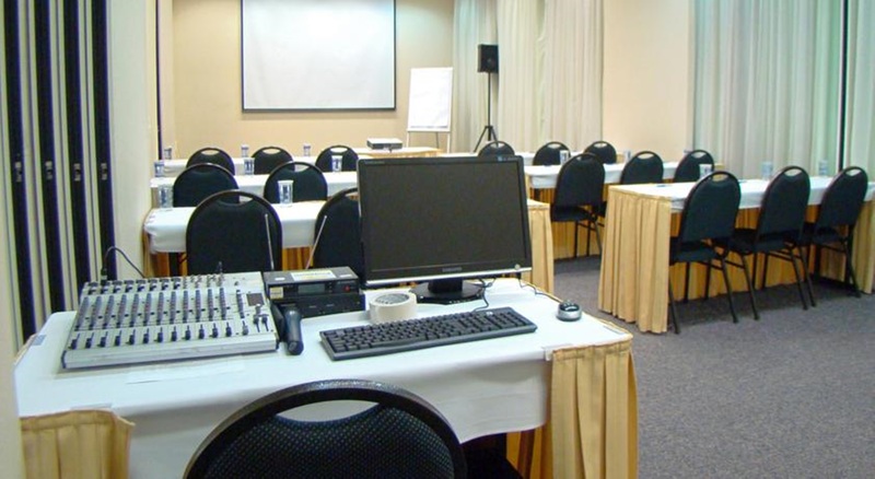 Transamerica Prime International Plaza (3)