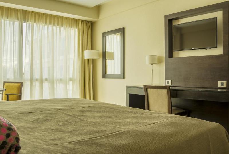 Howard Johnson Neuquen (12)