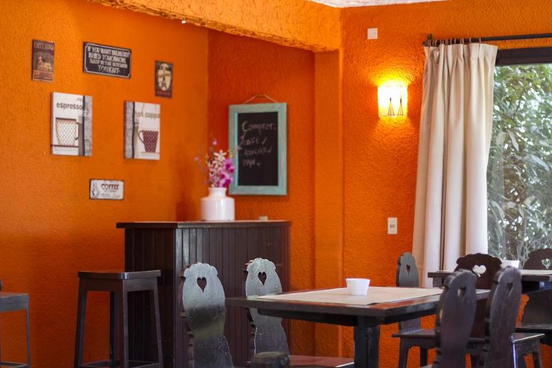 Hosteria del Prado (2)