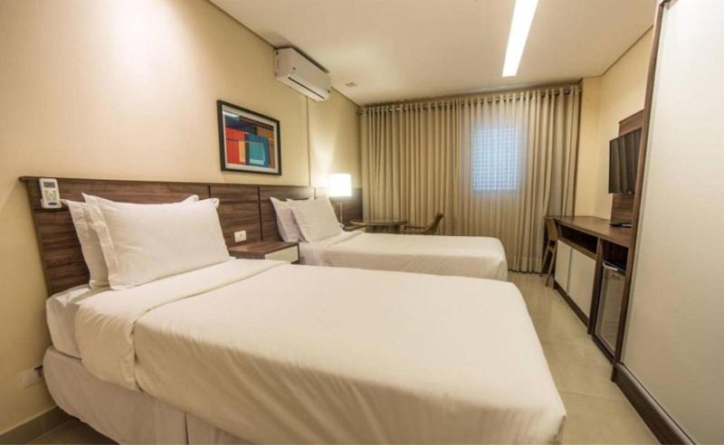 Amora Hotel (2)