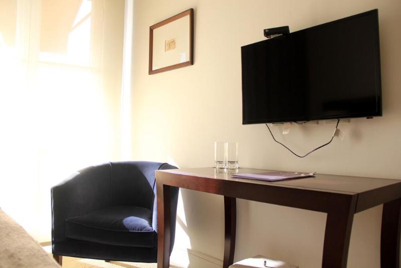 Real Hotel Lujan (4)