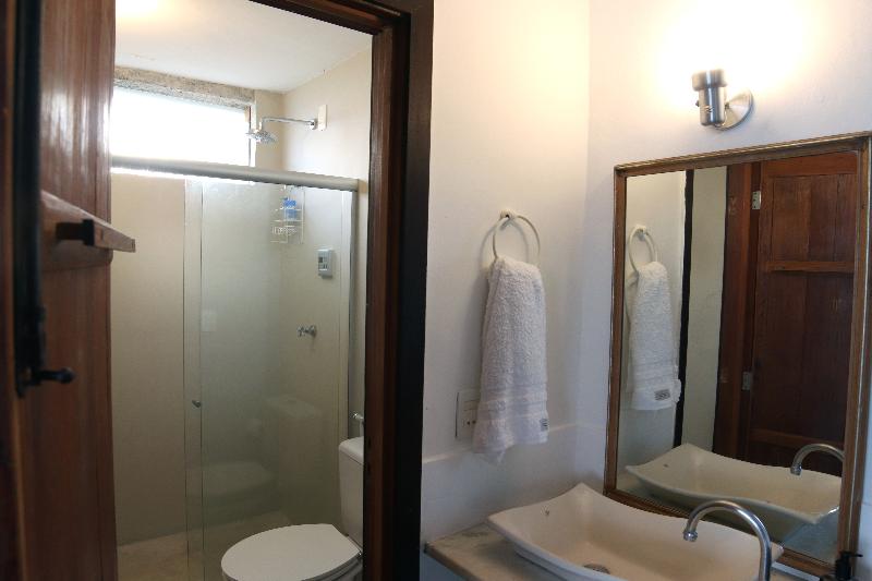 Cliffside Guest House & Experience (1)