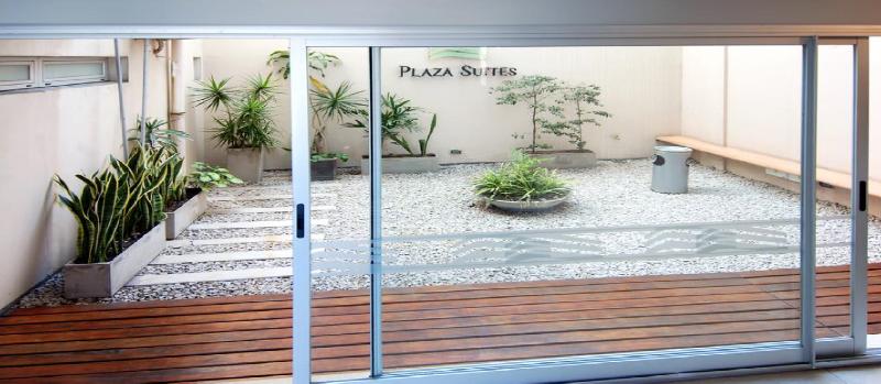 Plaza Suites Campana