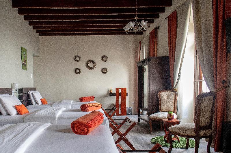 Colonial San Agustin (6)