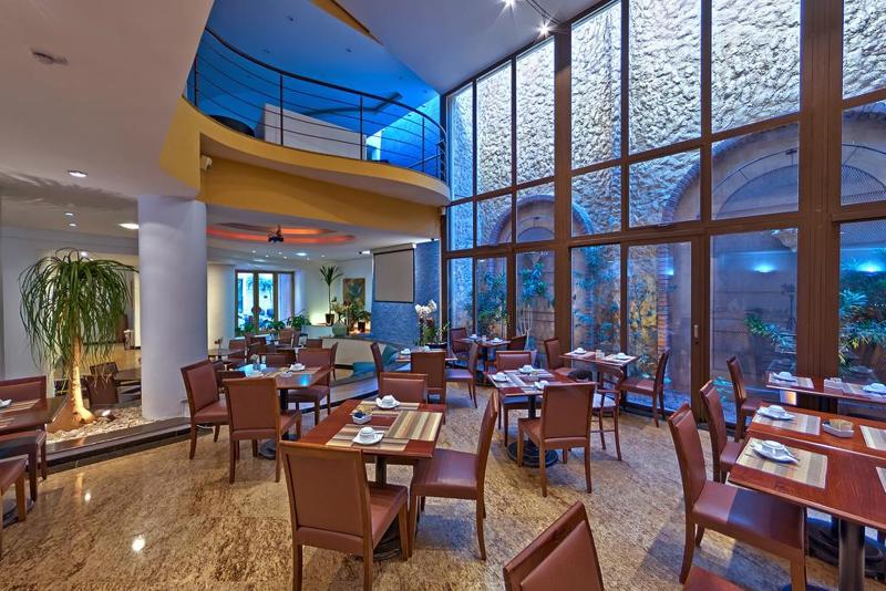 Shelton Hotel (2)