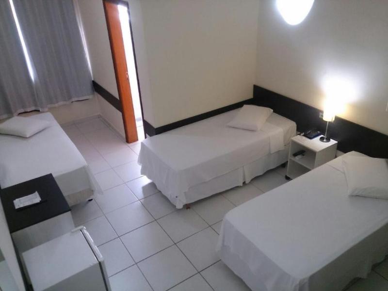 Ferian Plaza (5)