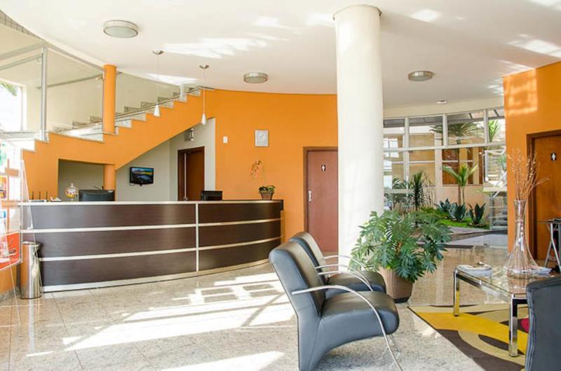 Ferian Plaza (13)
