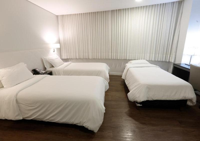 Fratele Business Hotel