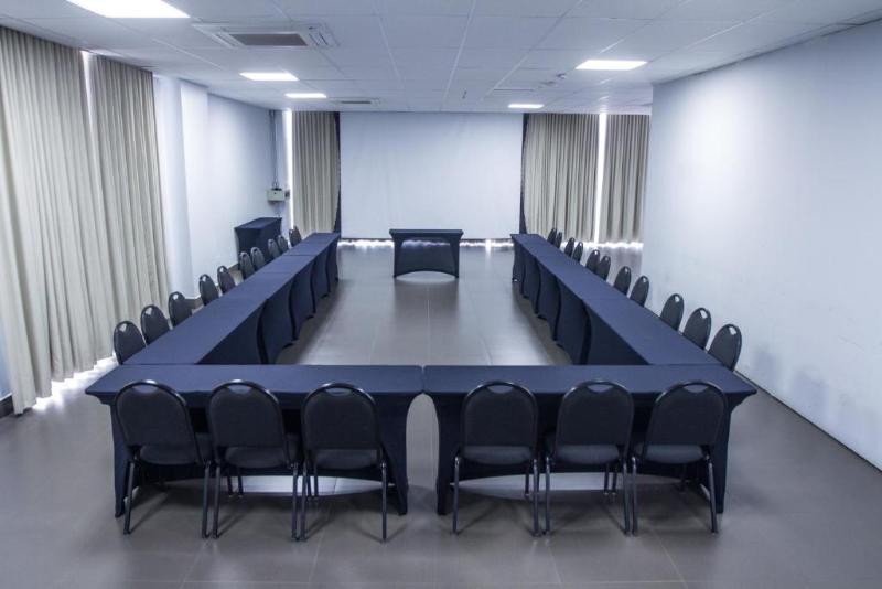 Fratele Business Hotel (13)