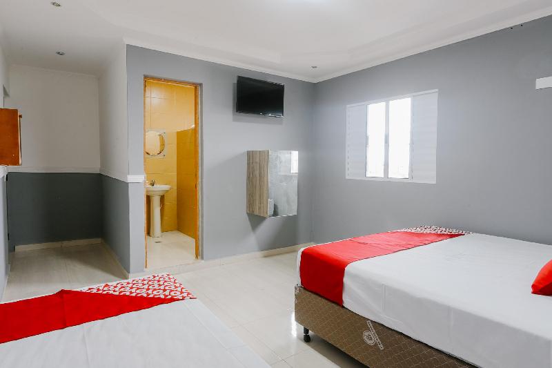 OYO Hotel San Remo (6)