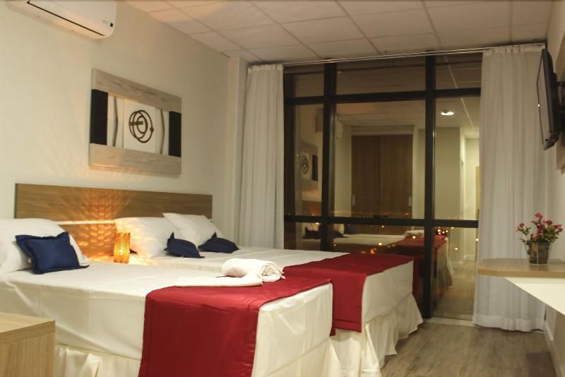 Assay Plaza Hotel (8)