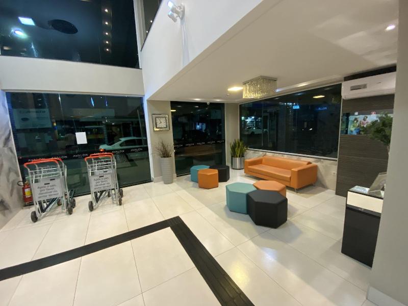 Maringá Hotel Avalon Econômico (8)