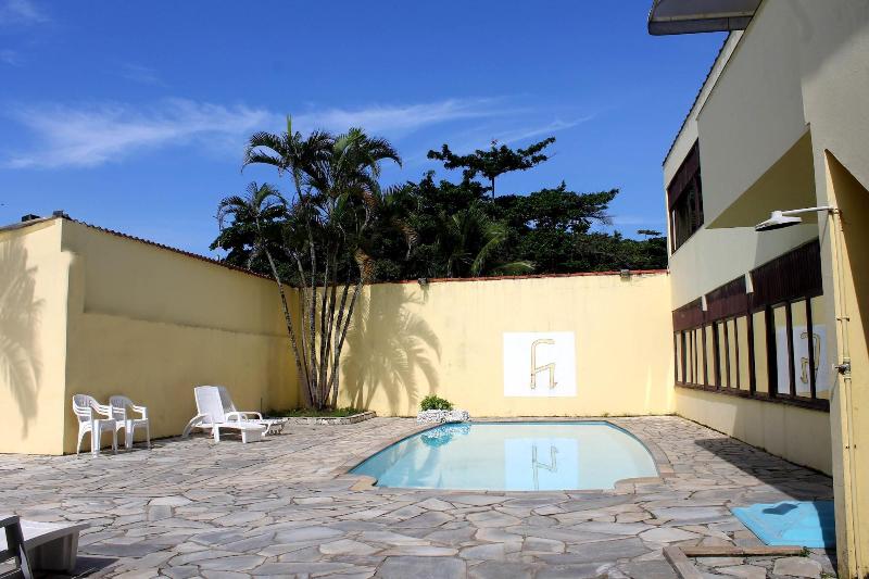 Pousada H Guarujá (10)