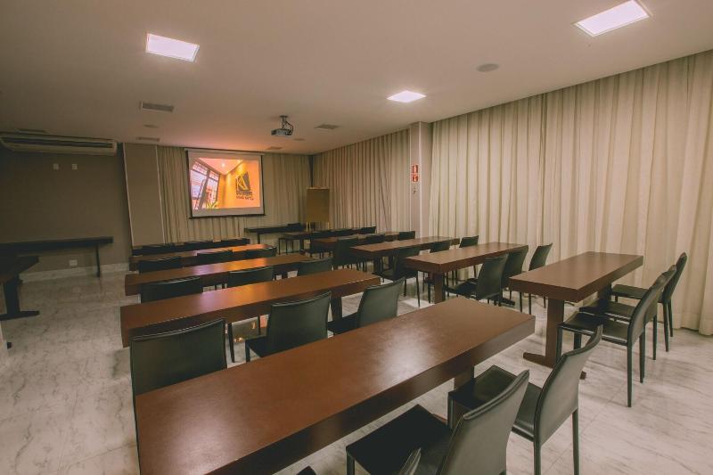 Prado Hotel Business (4)