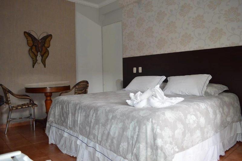 Pousada Villa Guimaraes (16)
