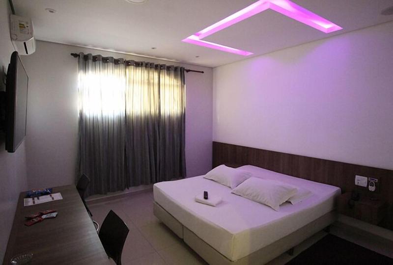 Plaza Motel - Adults Only (4)