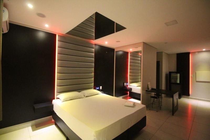 Plaza Motel - Adults Only (7)