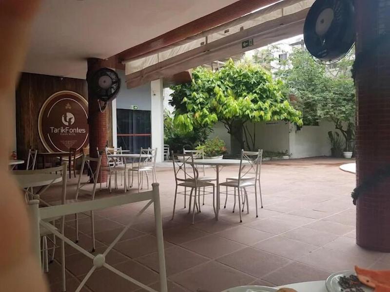 Tarik Fontes Plaza Hotel (1)