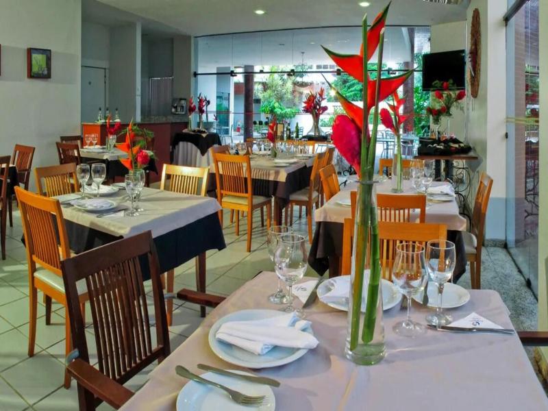 Tarik Fontes Plaza Hotel (2)