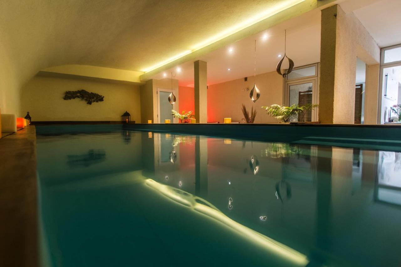 BlackStone Apart Boutique Hotel (34)