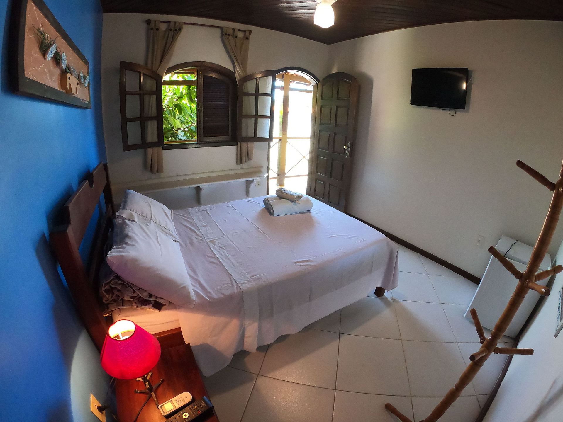 QUARTO PARA DUAS PESSOAS NO CENTRO DA VILA (6)