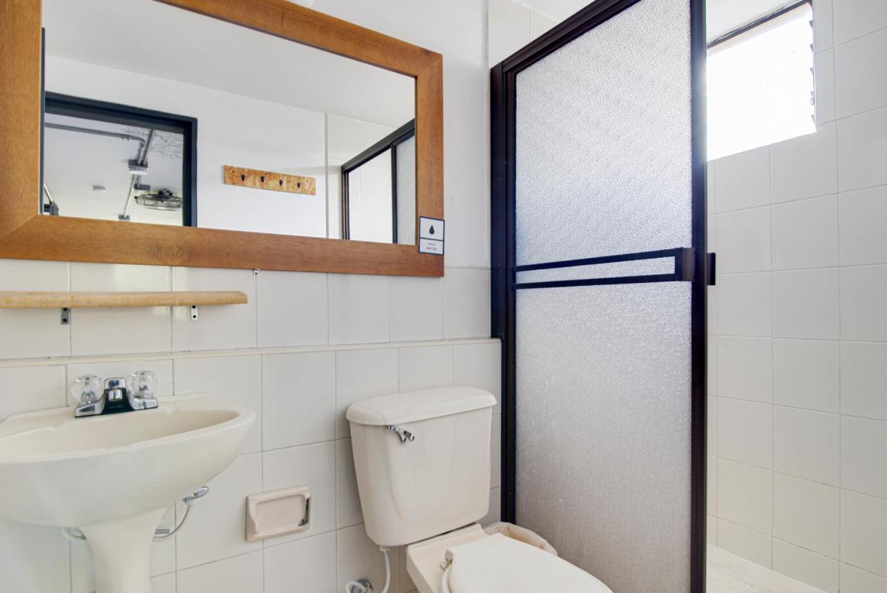 Selina Medellin (16)