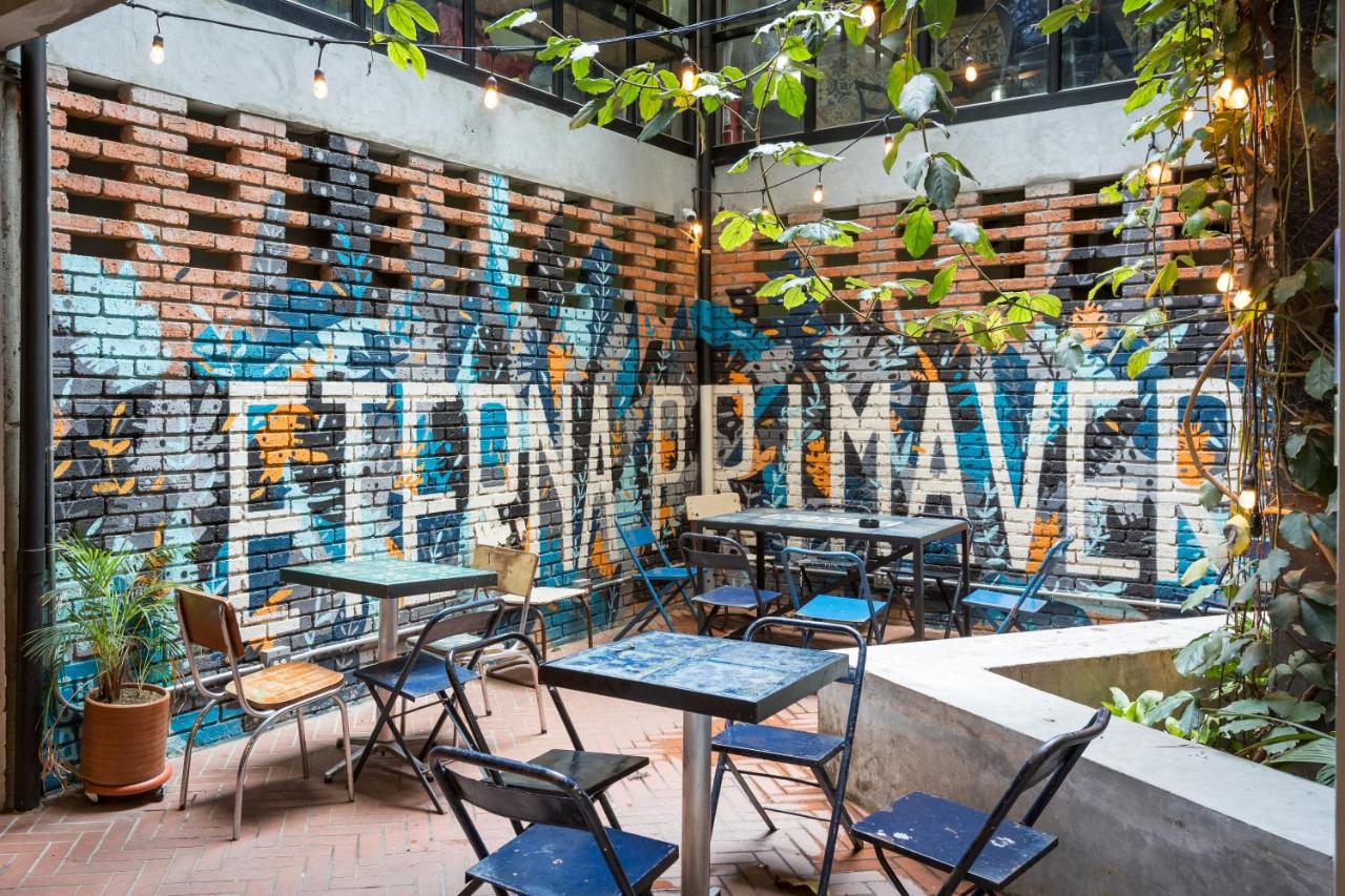 Selina Medellin (21)