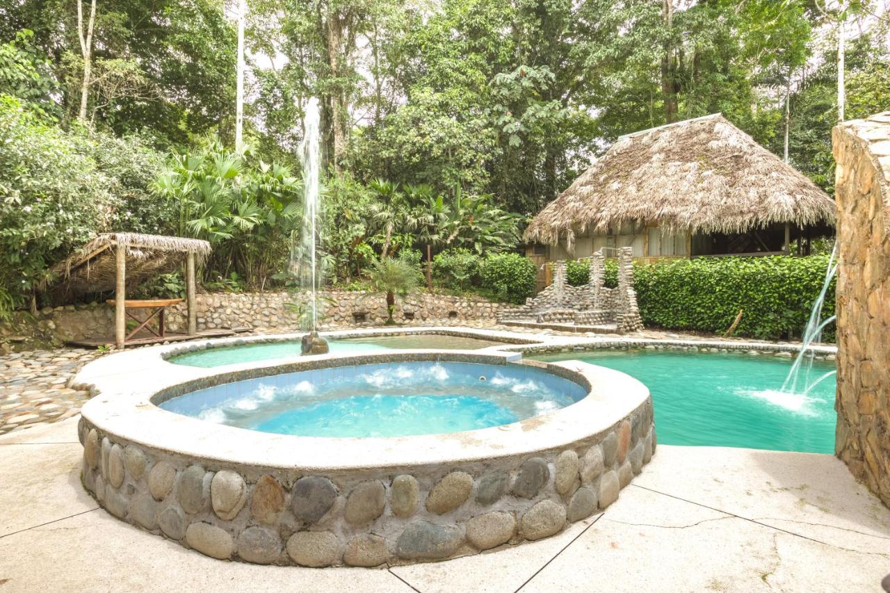 Selina Amazon Tena (8)