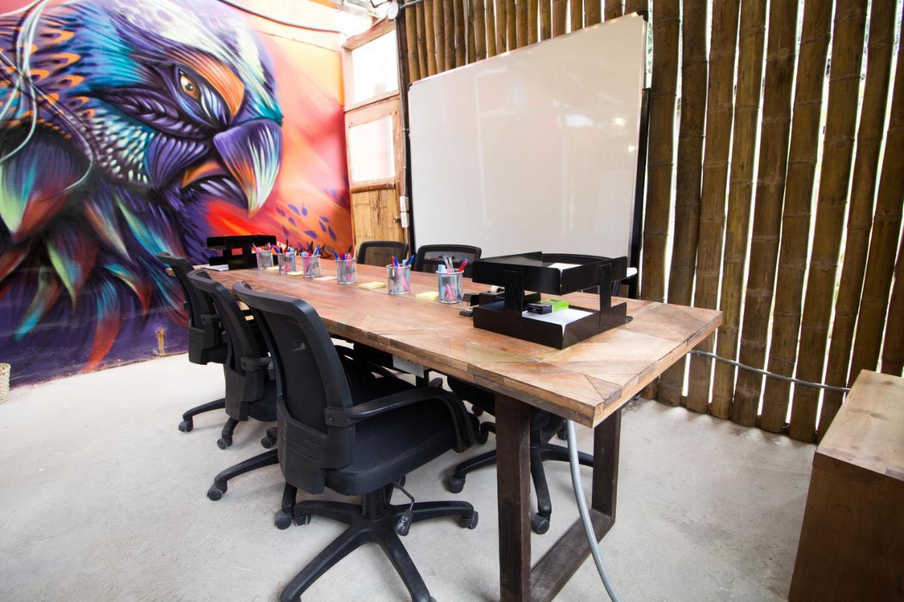 Selina Amazon Tena (28)