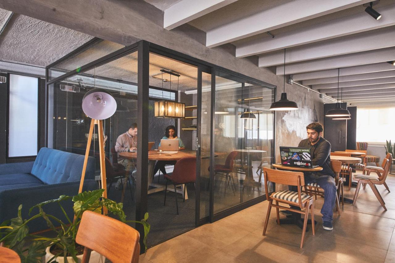 Selina Miraflores Lima (21)