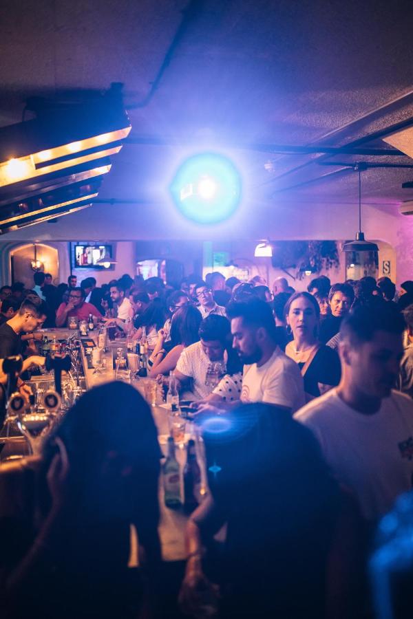 Selina Miraflores Lima (23)