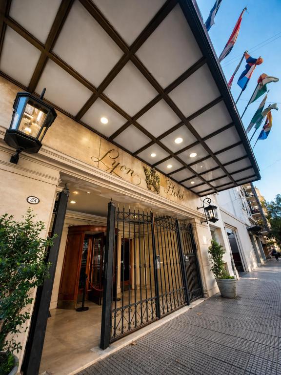 Hotel Lyon by MH (2)