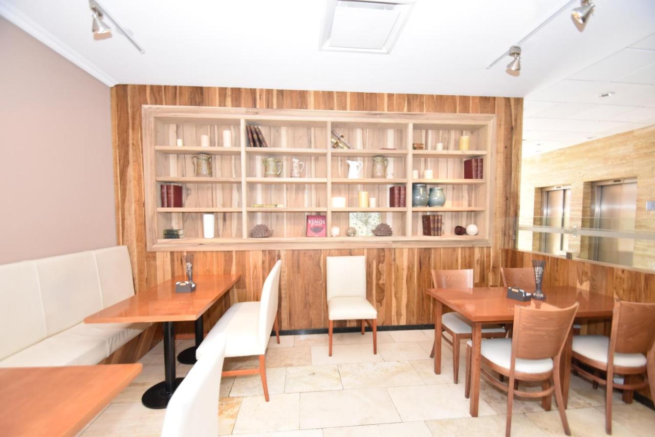 Tower Inn & Suites (16)