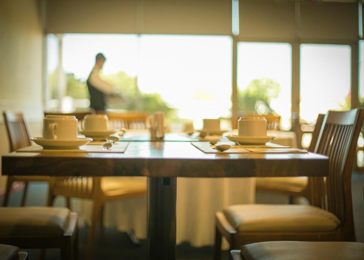 Tower Inn & Suites (20)