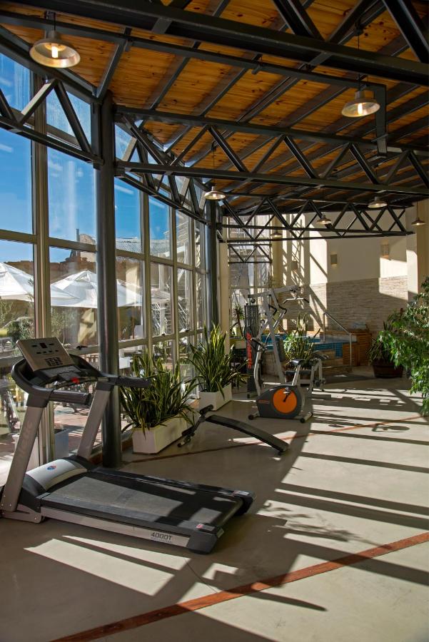 Tower Inn & Suites (37)