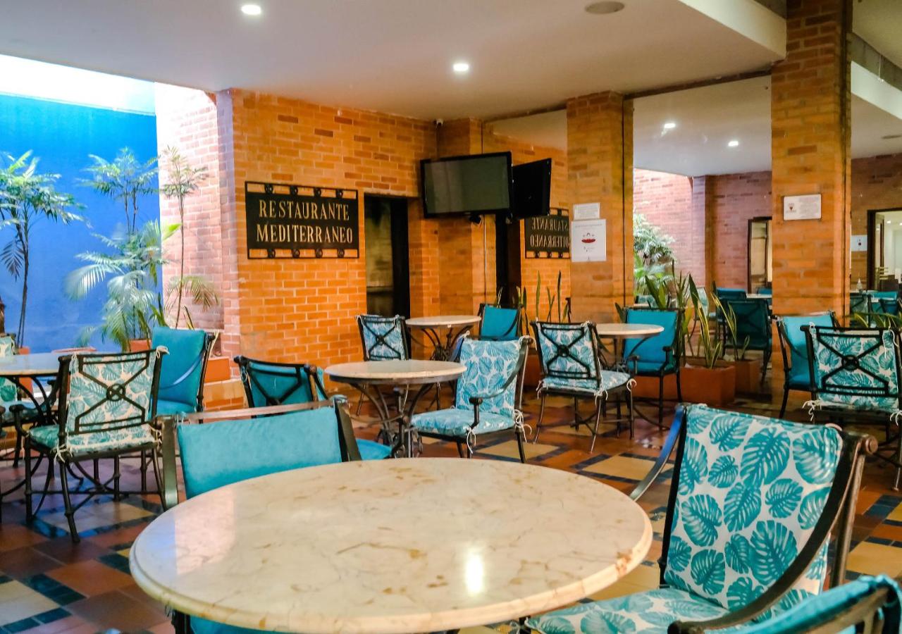 Hotel Internacional La Triada by DOT Urban (5)