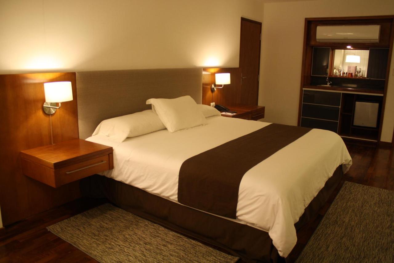 Resort Yacht Y Golf Club Paraguayo (17)