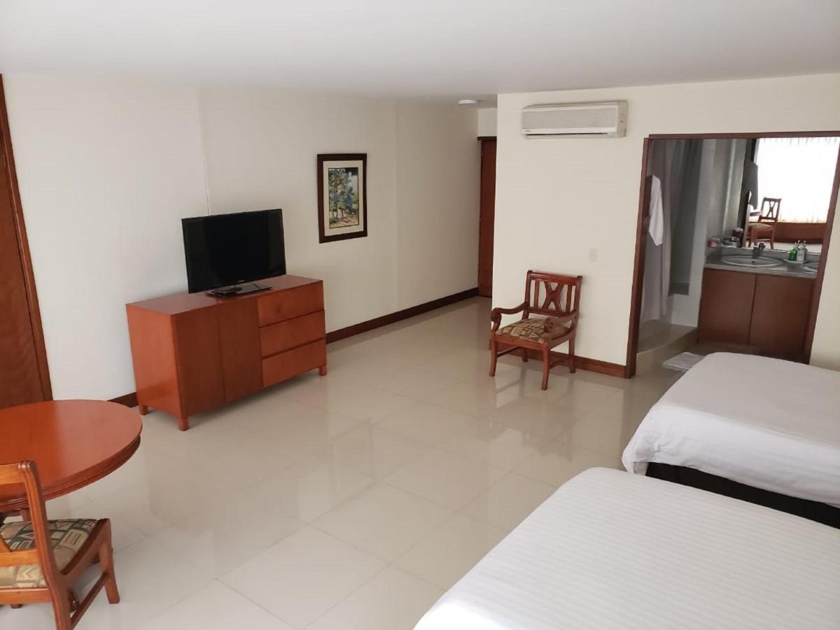 Torre de Cali Plaza Hotel (5)