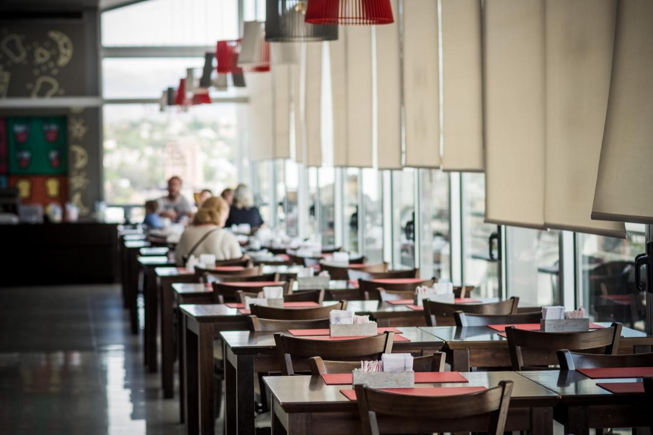 Amérian Carlos Paz & Suites (39)