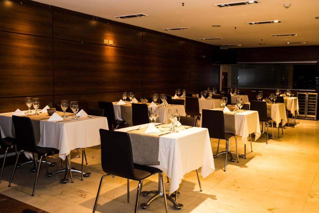 Howard Johnson La Cañada Hotel & Suites (11)