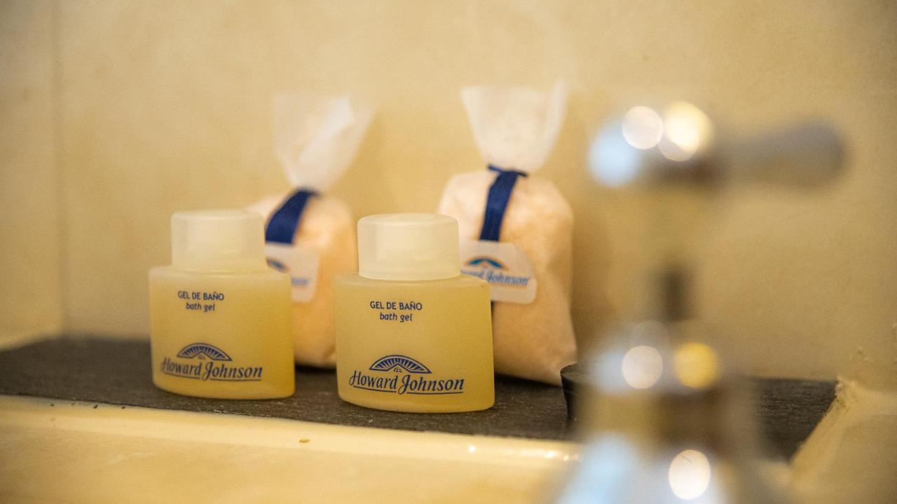 Howard Johnson La Cañada Hotel & Suites (36)