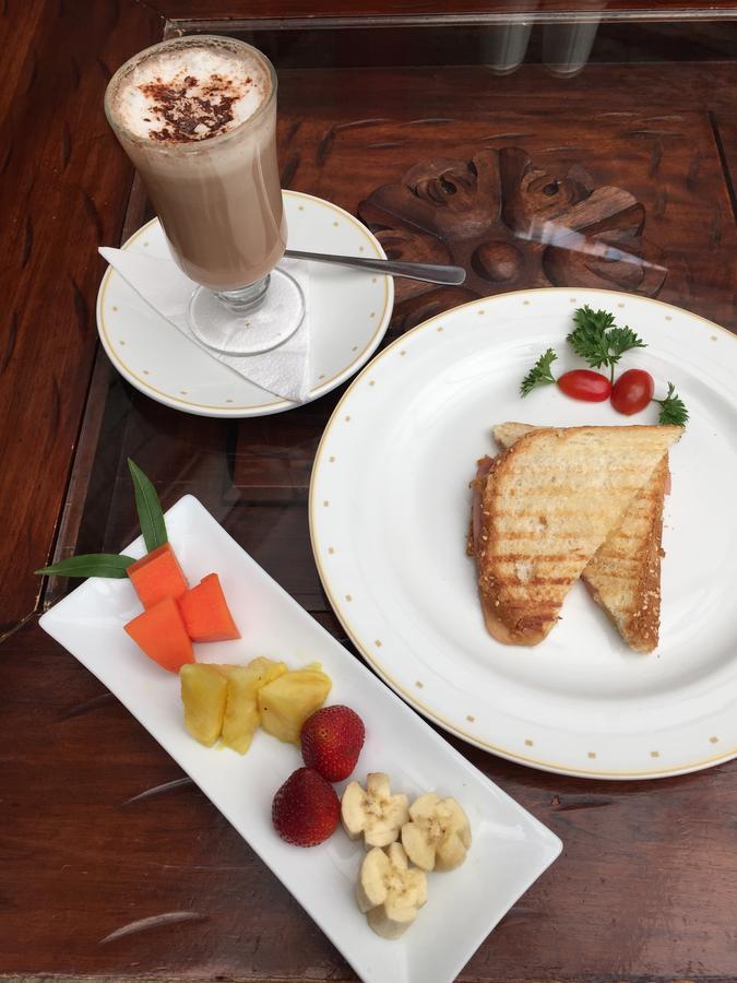 Roka Plaza Hotel Boutique (18)